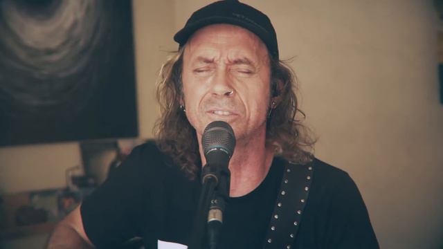 Julio Breshnev - NUBES NARANJAS (Acústico en vivo para NPH) смотреть онлайн