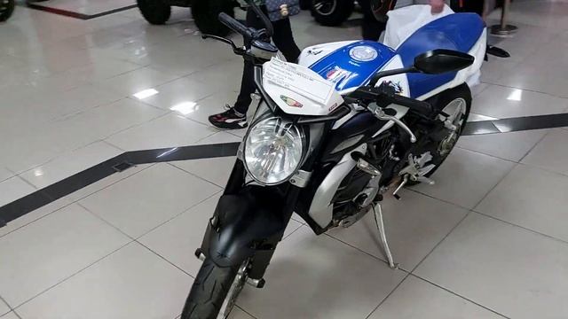 Мотоцикл MV AGUSTA BRUTALE 800  Арт. 133002  Мотосалон Мегамото