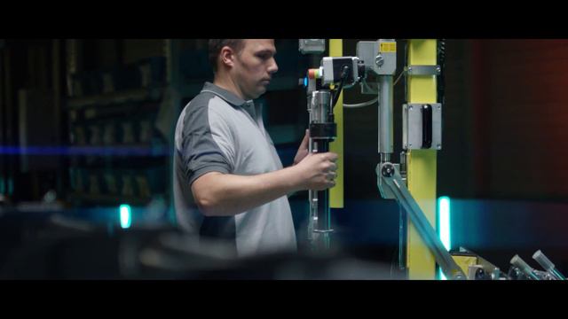 KARL MAYER Innovative Production смотреть онлайн