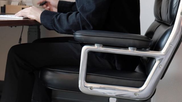 Eames Time Life minimalist work from home chair review смотреть онлайн