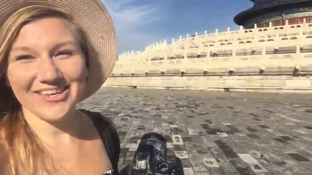 Exploring the Temple of Heaven in Beijing смотреть онлайн