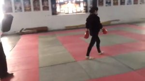 Девушка кикбоксерша, смотреть до конца