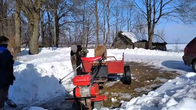 С ДВУМЯ ПРАЗДНИКАМИ В НАШЕЙ ДЕРЕВНЕ ДЕСЯТЬ ТЫСЯЧ ЧЕЛОВЕК И 23 ФЕВРАЛЯ. смотреть онлайн