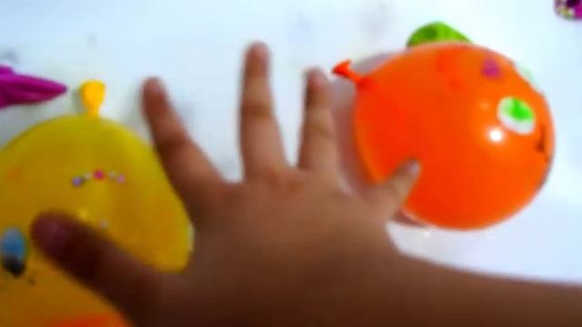 Vlad Niki Baloon Finger Family NURSERY RHYMES Разноцветные Шарики Песенка Пальчики смотреть онлайн