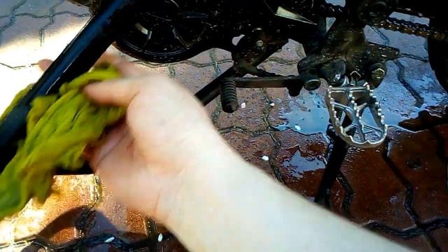 Впервые мою свой мотоцикл, Geon Scrambler смотреть онлайн
