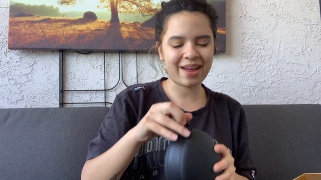 CRYSTAL BLUE Beats Studio 3 - Unboxing (and puppy love) смотреть онлайн