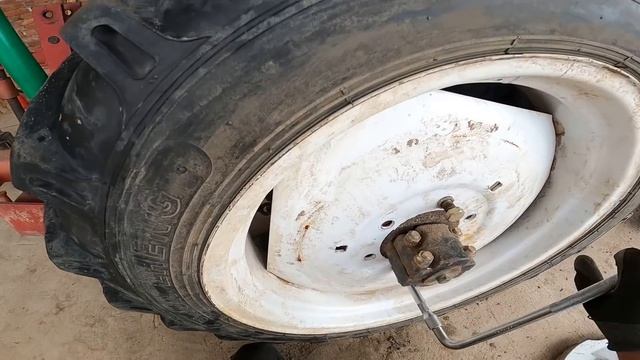 Гусята выросли ! Ремонт трактора. Навес . [Жизнь в деревне] смотреть онлайн