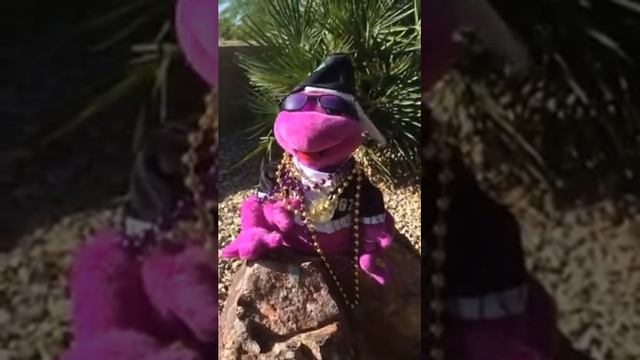 New Birthday Frog смотреть онлайн