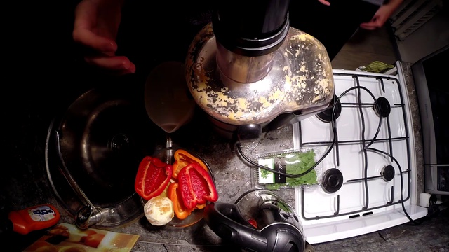 Рецепт свежевыжатого сока СЕРЖАНТ ПЕППЕР (апельсины и перцы). Осенний рецепт против вирусов и гриппа