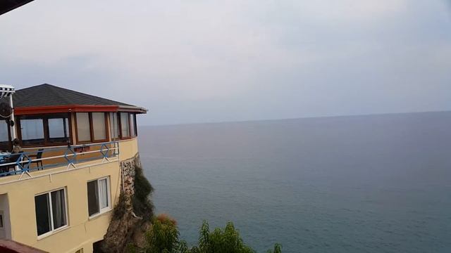 В чем заключается привлекательность приобретения недвижимости в Турции?