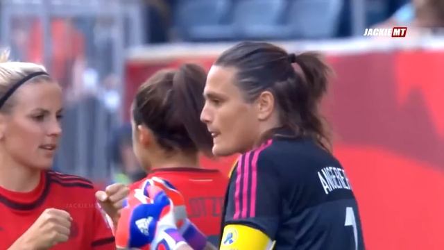Craziest Women's Football Moments ?
