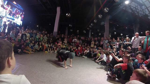 НИКИТА | ОТБОР | РЭП НА ГОЛОВЕ 5 | Казань | 2014 смотреть онлайн