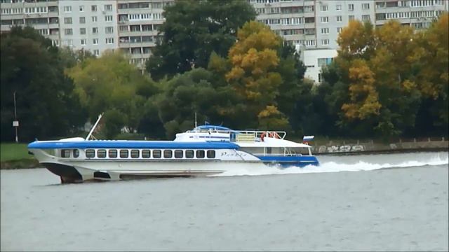 Теплоход Александр Грин на КиМ 1 05 2017г смотреть онлайн