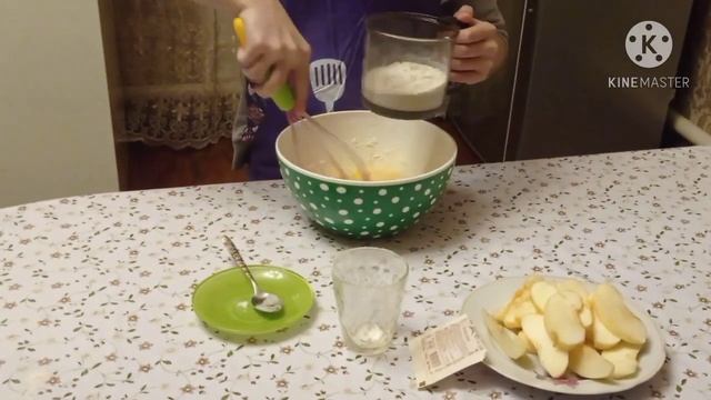 как быстро и вкусно приготовить шарлотку смотреть онлайн