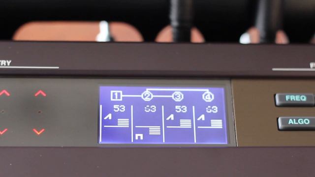 Close up overview of the Dtronics DT-RDX programmer for Yamaha Reface DX смотреть онлайн