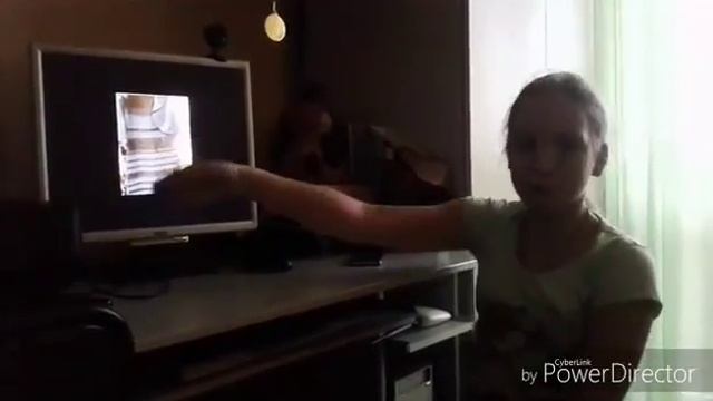 Каким цветом платье? смотреть онлайн