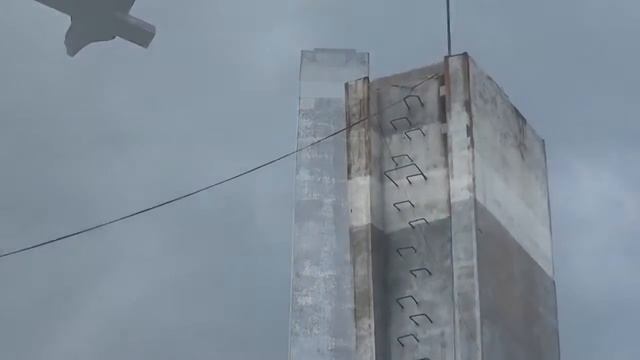 ДЕМОНТАЖ ДЫМОВОЙ ТРУБЫ КОТЕЛЬНОЙ — КРЫМ, ЯЛТА, ИНТУРИСТ смотреть онлайн