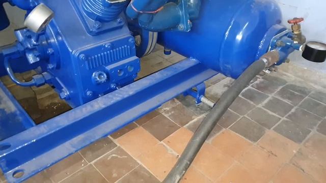 Продолжение видео про компрессор на пескоструй ПКУ 0,6 или ПКС 1,75 смотреть онлайн