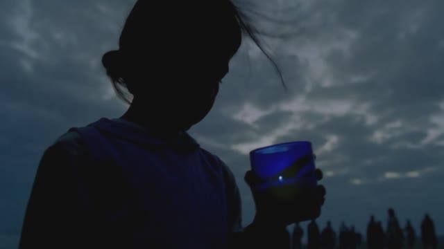 Limp Bizkit - Walking Away смотреть онлайн