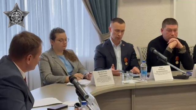 Круглый стол волонтёрских организаций при Законодательном собрании РО смотреть онлайн