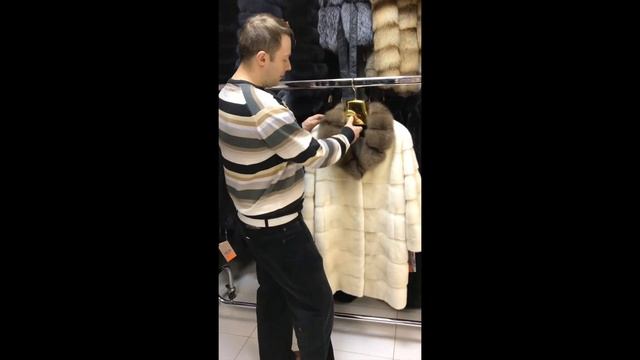 ШУБКА ИЗ НОРКИ И КУНИЦЫ - ШУБЫ ДУБНА "Меховой на Тверской" / 22 смотреть онлайн