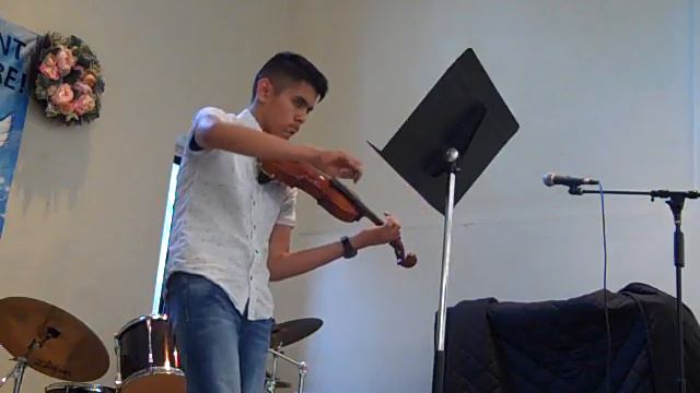 Erik - Schubert's Sonatina in D Major, Violin смотреть онлайн