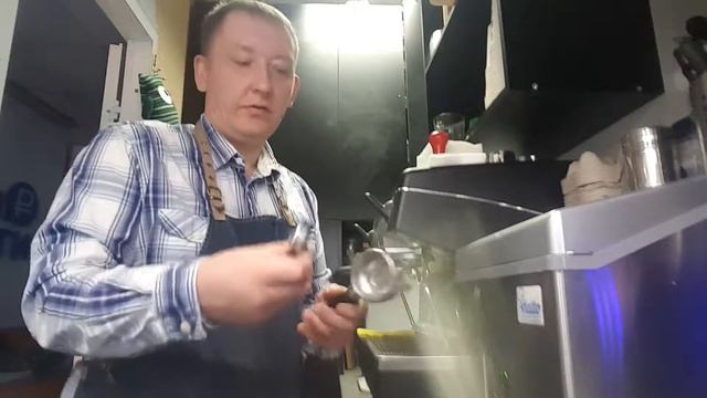 ГРЯЗЬ В ЧАШКЕ КОФЕ смотреть онлайн