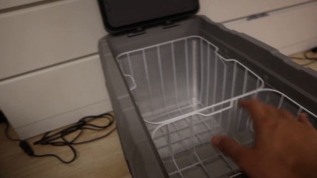 Dometic CC40 Portable Fridge Freezer Review смотреть онлайн