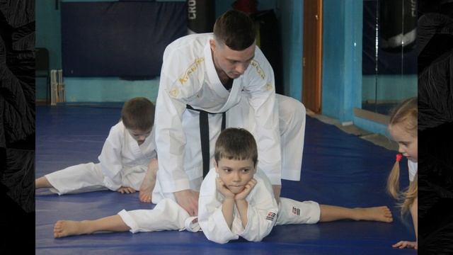 СК "ТРИАДА" Каратэ WKF Омск: Фото смотреть онлайн