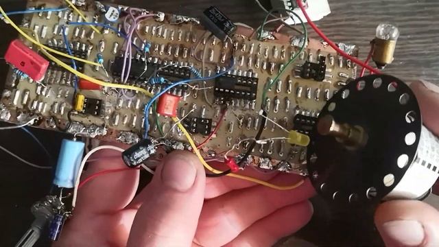 регулятор оборотов для проигрывателя Unitra G-602 часть 2 смотреть онлайн