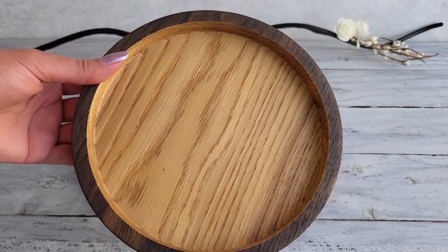 Набор круглых подносов из дуба смотреть онлайн