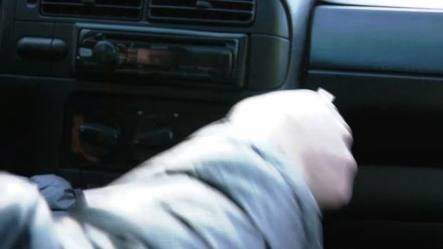 Rennline PM01.24 ExactFit Phone Mount Installation - VW MK3 смотреть онлайн