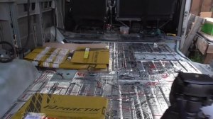 Полная виброизоляция салона Соболь 4х4. Нанесение виброизоляционного материала. Кислотный грунт.