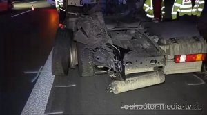 Audi  врезалась со скоростью 300 км ч в столб