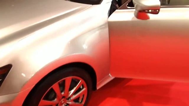 Nowy Lexus GS 450h/GS 250 смотреть онлайн