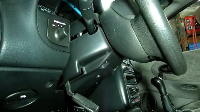 Ignition Lock Cylinder Replacement смотреть онлайн