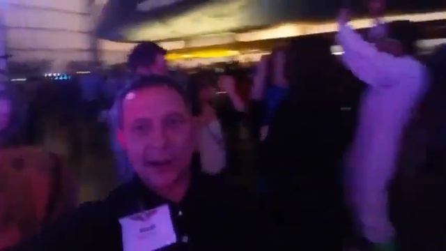 Ночь Юрия Гагарина в Лос Анджелесе под Шаттлом смотреть онлайн