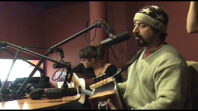 Sarah Savoy & The Francadians   C'est Si Triste Sans Lui - Live Radio Campus Rennes