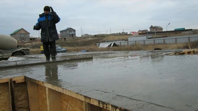 Кадры возведения фундамента смотреть онлайн