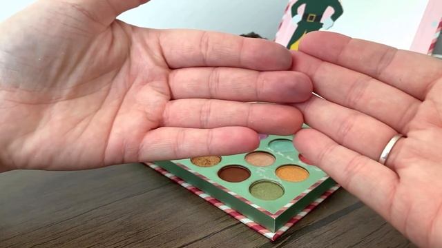 Праздничная ?Косметичка недели /Косметика на Рождество #косметичканедели #косметичка #рождество смотреть онлайн