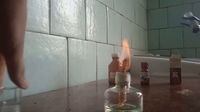 Получение кислорода с помощью реакции разложения смотреть онлайн