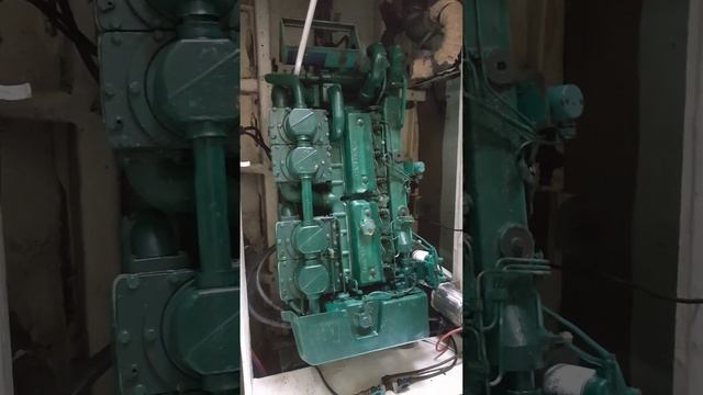 Volvo Penta TAMD71A 2nd start up after a bit of maintenance. смотреть онлайн