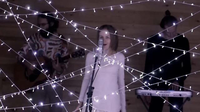 Алена Минулина - Прости, звезда (cover Cosmic Love) смотреть онлайн