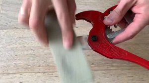 Труборез стал криво резать, показываю как исправить