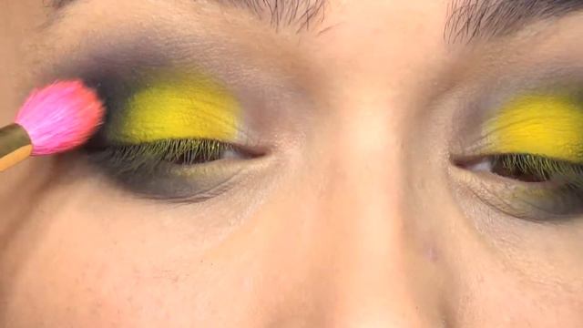 Belgium Flag Inspired Makeup Tutorial -FIFA World Cup- (NoBlandMakeup) смотреть онлайн