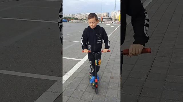 тест самоката смотреть онлайн