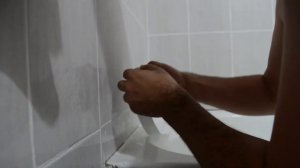 БОРДЮРНАЯ ЛЕНТА. ЗАДЕЛЫВАЕМ СТЫК У ВАННЫ!