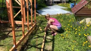 Бюджетная каркасная теплица своими руками