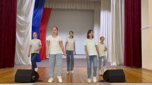 Вокальный ансамбль «Кантабиле» - Наша армия самая сильная смотреть онлайн