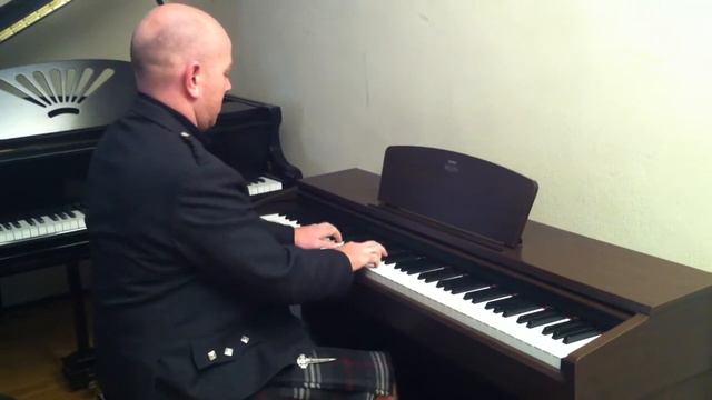 Yamaha Arius YDP-140 Digital Piano As Demonstrated By Sherwood Phoenix Pianos смотреть онлайн